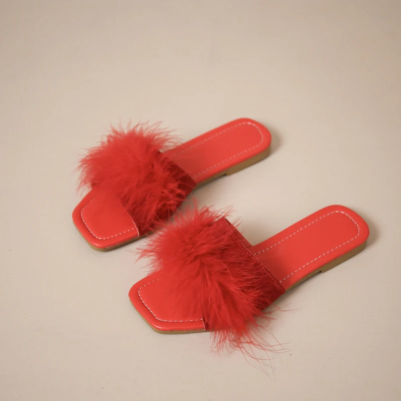 Plus Size Flat Feather Mules Women Fashion Furry Slide Slippers Ladies Open Toe Outdoor Slip-on Sandals