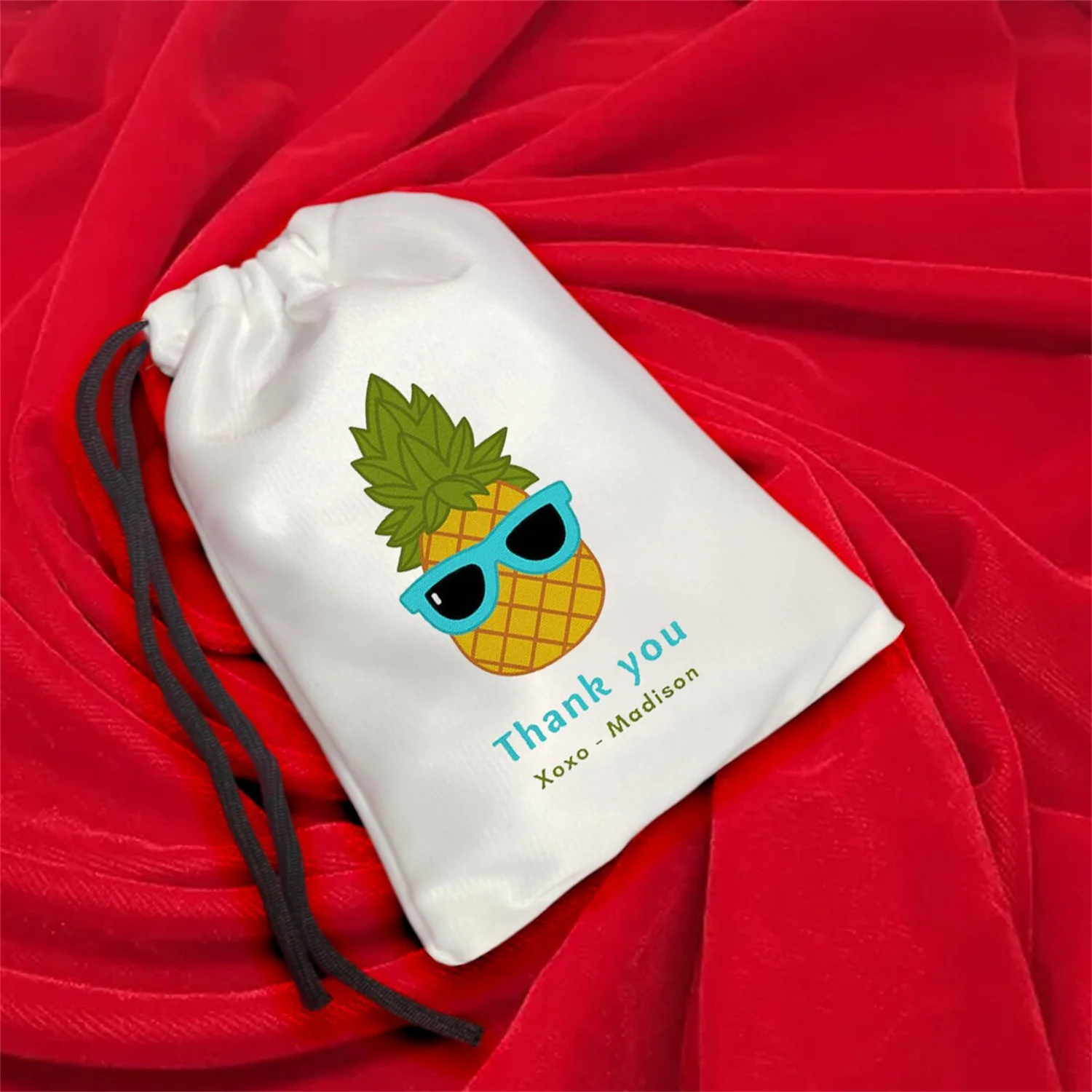 Yellow Pineapple Pa…