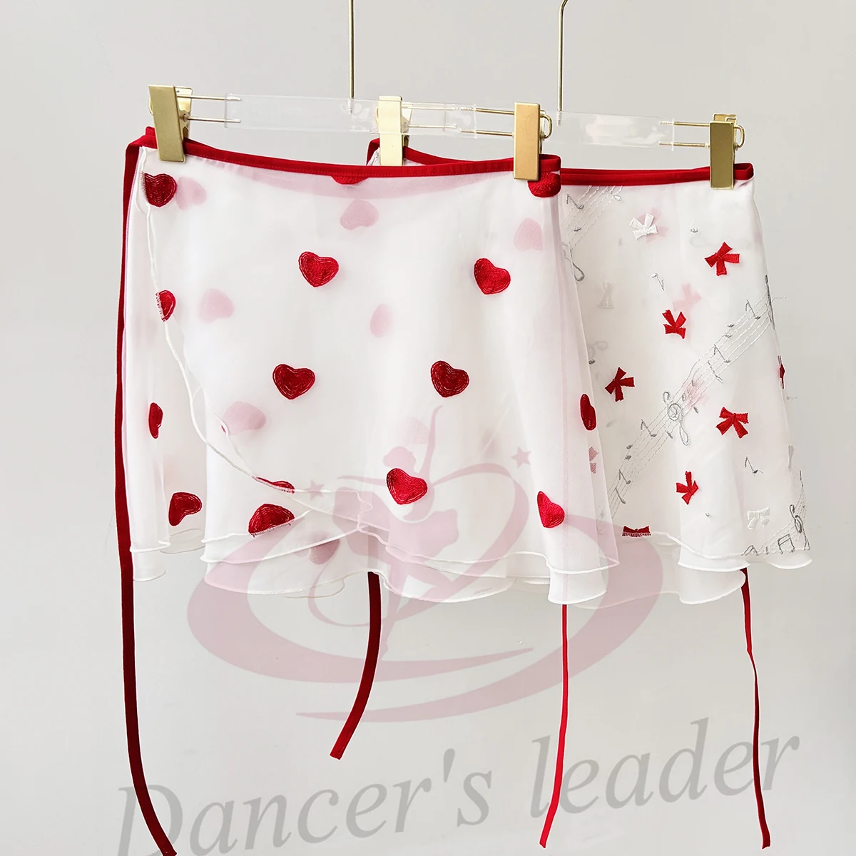 تنورة باليه مطرزة بملاحظات الحب وتنورة رقص مربوطة، بذلة للبالغين، صورة تنورة صغيرة لممارسة الباليه للفتيات