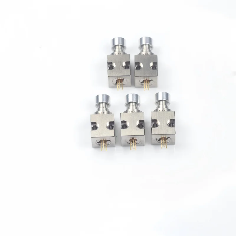 Hoge prestaties Nieuwe Blueuniverse 105um 405nm Fiber Coupled Diode 300mW Modulekop voor PCB-blootstelling LDI Lang
