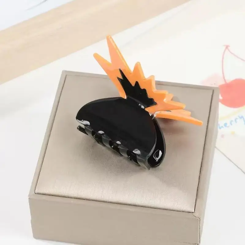 1 Stück Koreanische Acryl-Splicing-Haarspange mit Schmetterlingsmotiv für Mädchen, elegante Haarklammer in Kontrastfarben, Haaraccessoire für Damen