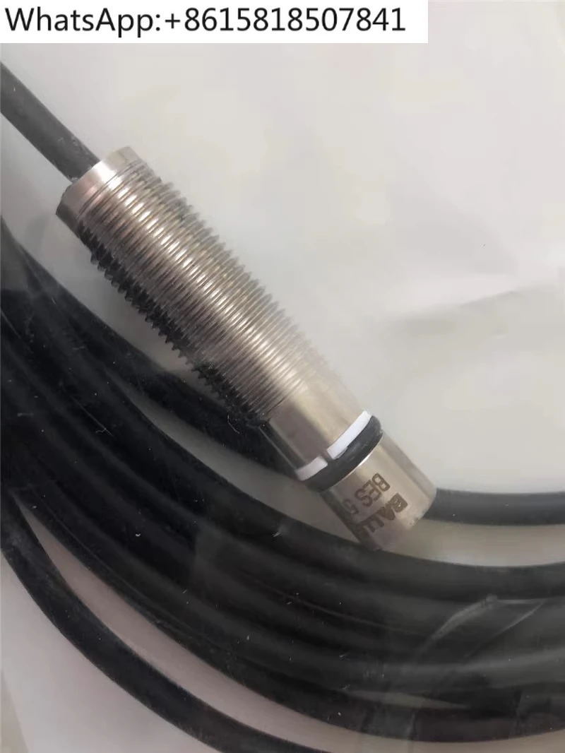 

BHS002J BES 516-300-S240-D-PU-05 3-wire PNP high voltage resistant proximity switch