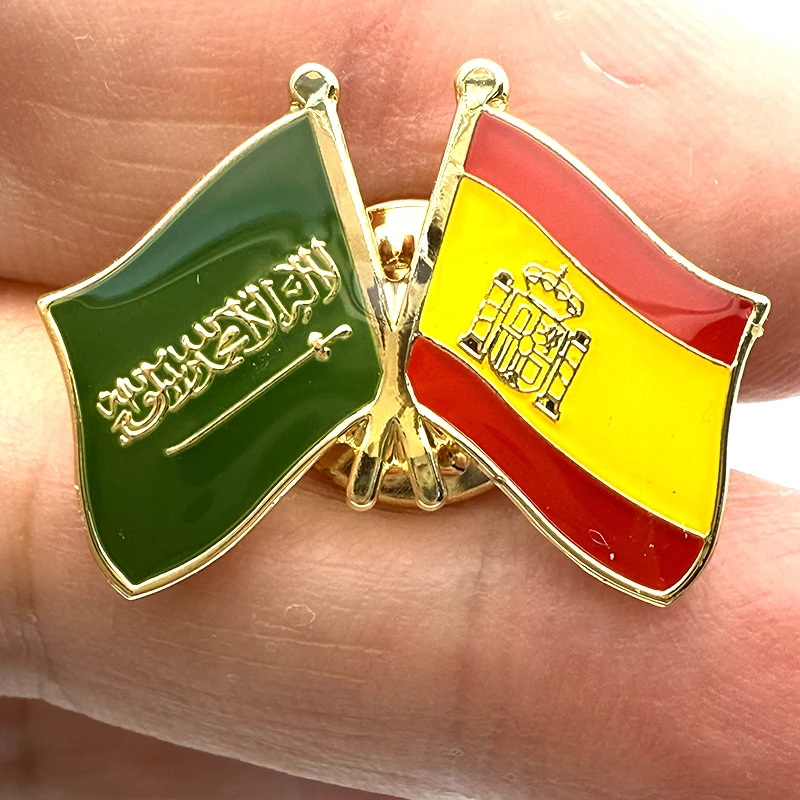 25*19mm Saudi Arabia & Spain Friendship Flag Metal Lapel Pin Flag Pin Badge