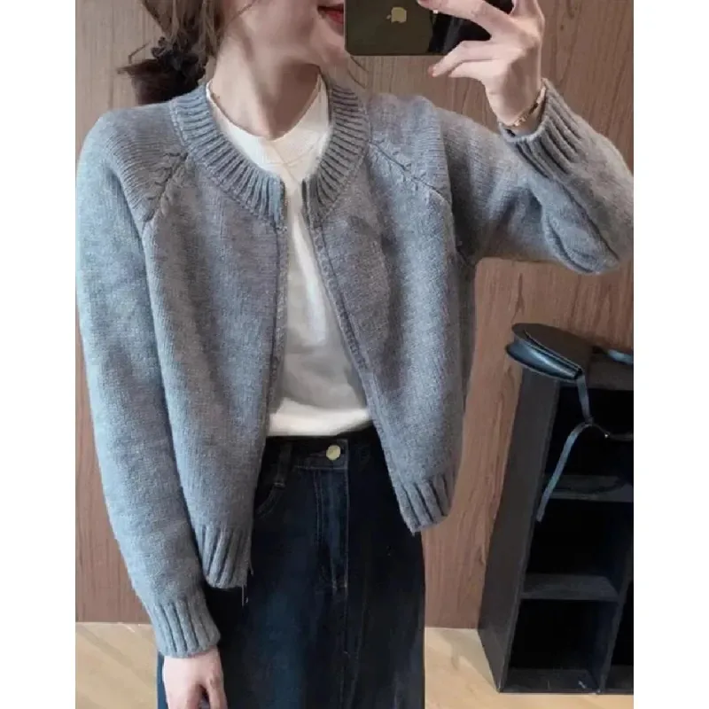 

Fashion temperament round neck short zipper pure wool cardigan women's spring autumn loose cashmere coat knit sweater