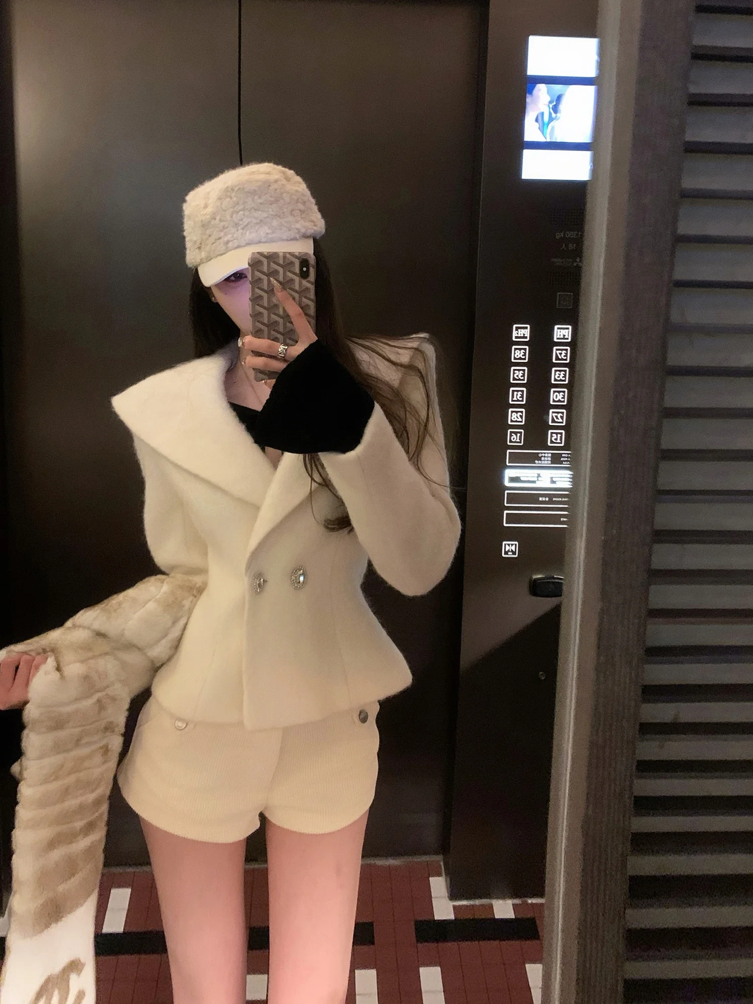 

Зимнее пальто F Project Vivian из шерстяной смеси с большим воротником, приталенное, стройнящее, для молодых женщин, полиэстер