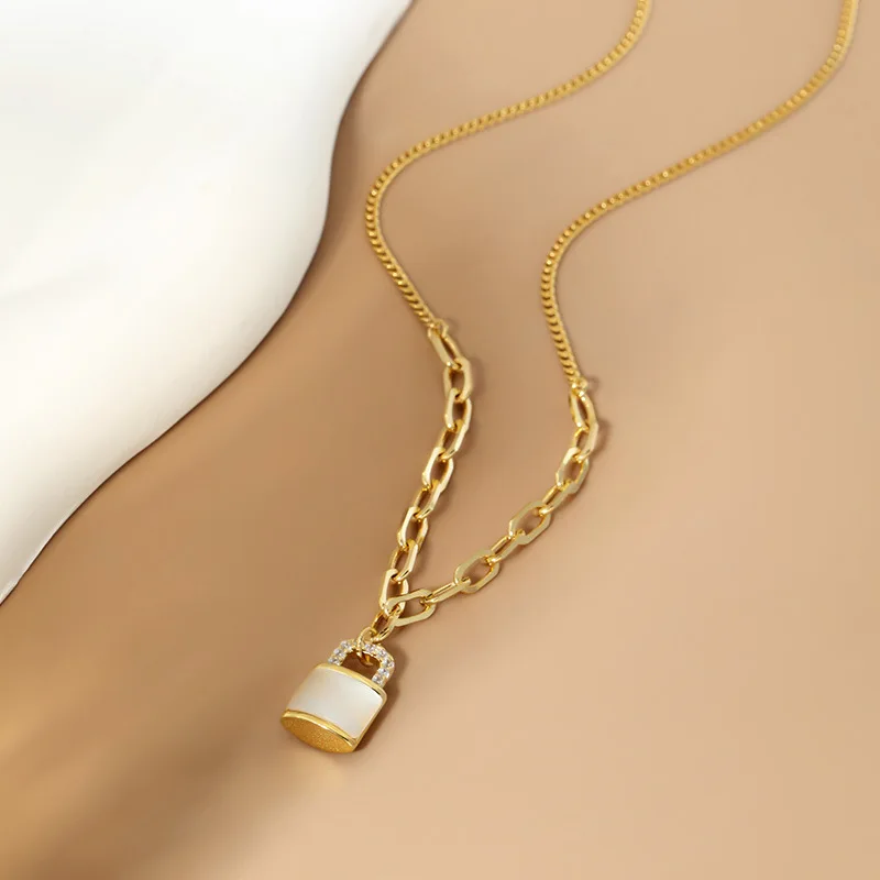 925 فضة الزركون الأبيض اللؤلؤ قفل على شكل قلادة قلادة للنساء العصرية مشبك ورق سلسلة المختنقون القلائد هدية جديدة