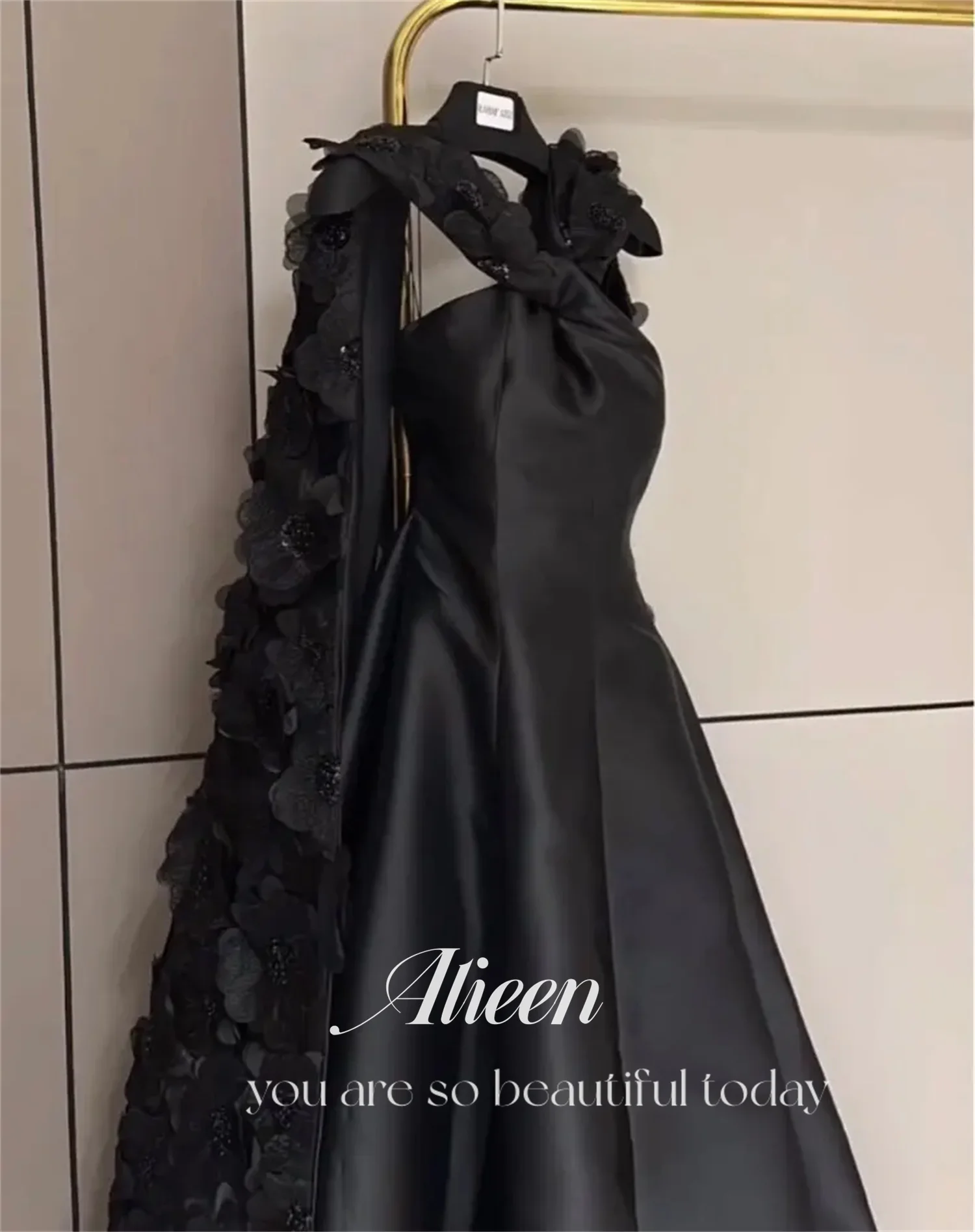 Aileen 3D Flowers Satin Luxurious Black Long Shawl Wedding Dress Es Happy Sharon Evening Dresses for Formal Occasions Prom Gown