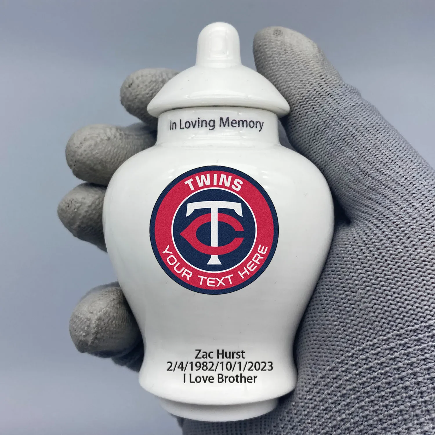 Mini Urn for Minnesota Twins-Baseball themed Urn.Send me the name/date you want to appear on the urn by Remarks Message