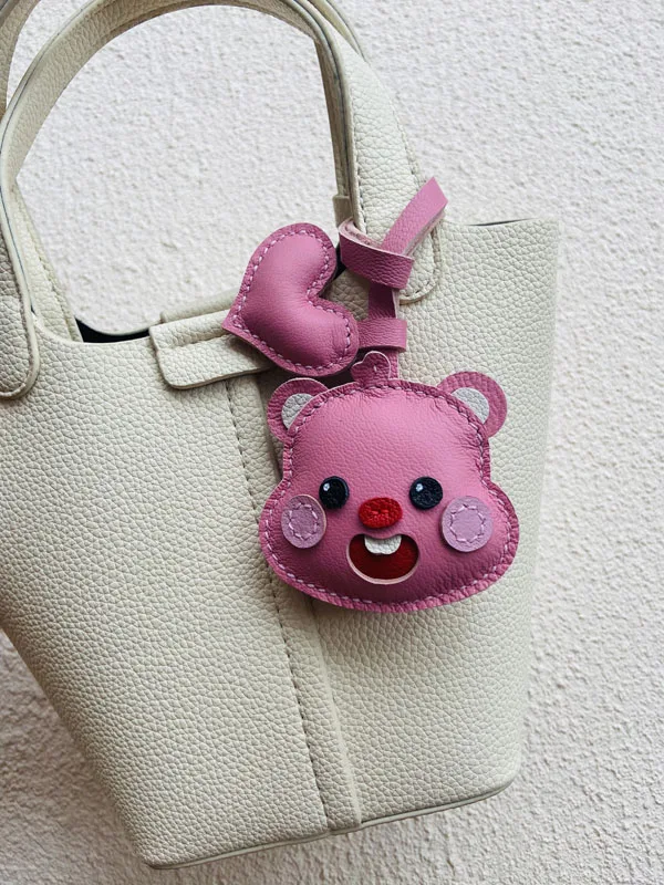 

Leather Little Beaver Keychain Pendant Mobile Phone Pendant Bag Little Beaver Keychain Goatskin