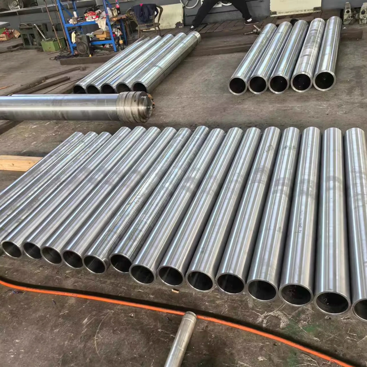 

Lightweight Hollow Drive Shaft with High-speed Rotation