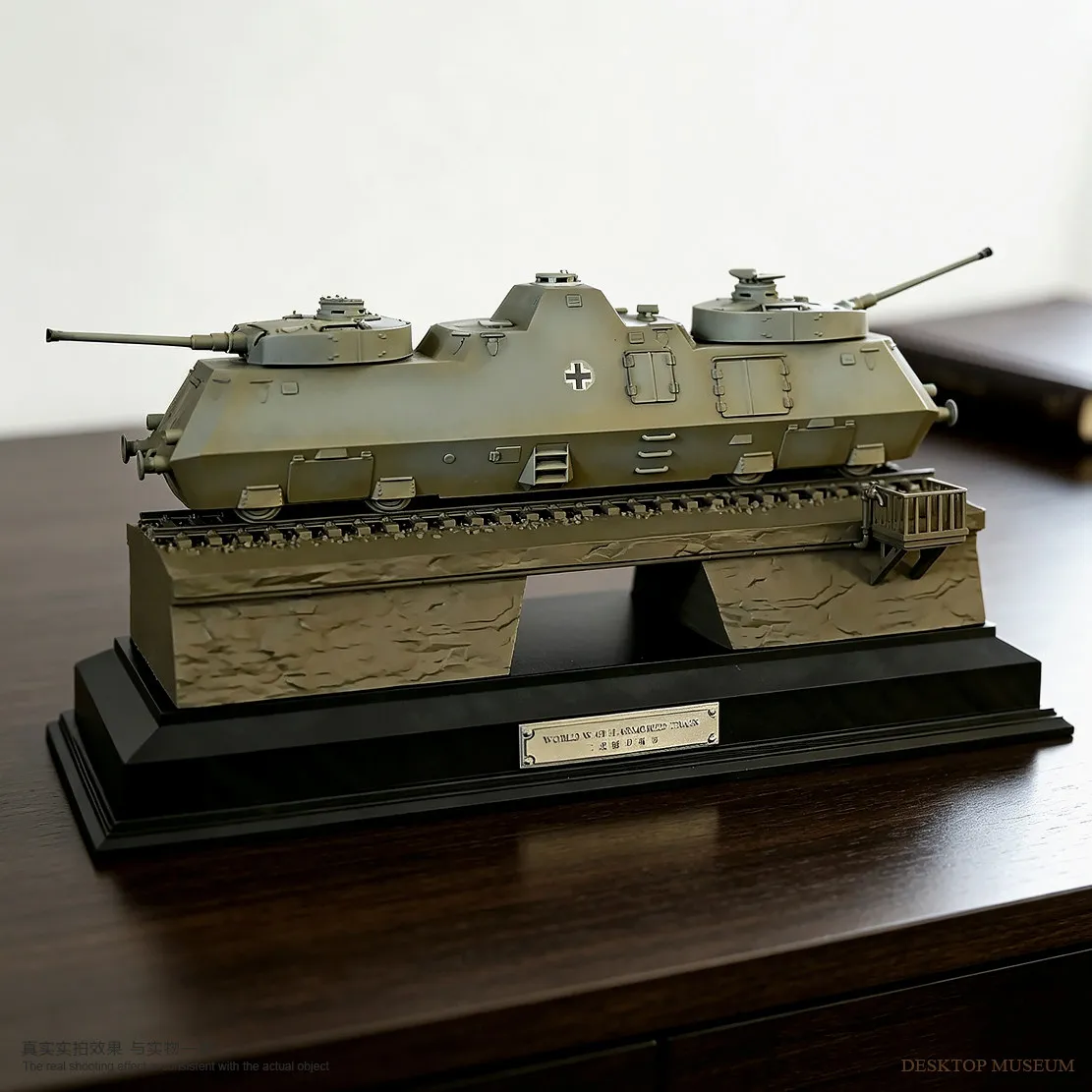 Finished ornament armored train (size: 200 * 80 * 100mm)    LTCP-546+
