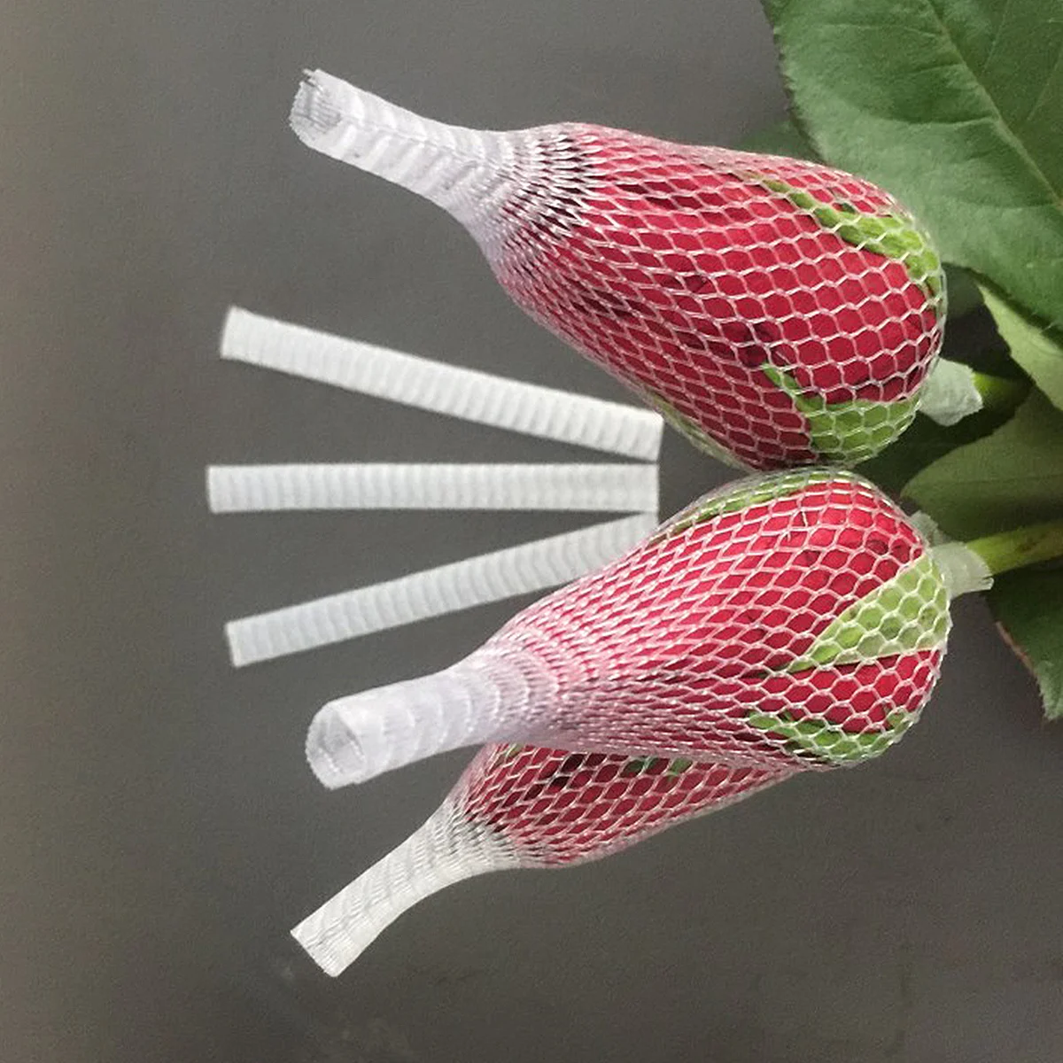 2 Rolls 18M Long Environmental Protection Nylon Net Cover Premium Plastic Protective Mesh Wrap for Goods Transportation