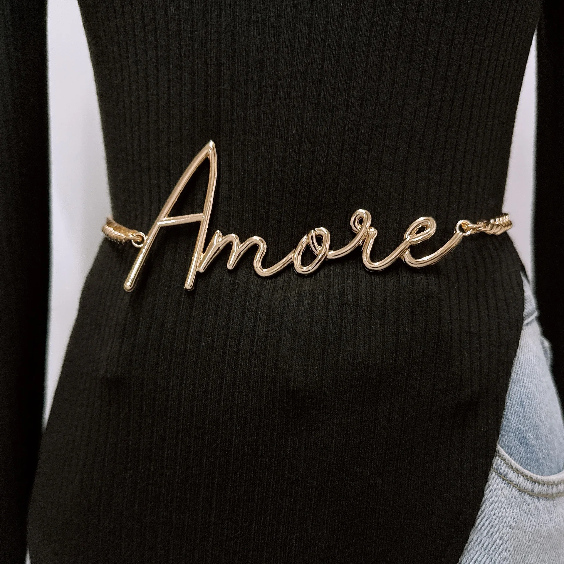 الفاخرة الحد الأدنى إلكتروني الخصر سلسلة الرجعية حار فتاة المعادن سحر حزام أنيق سلسلة حزام امرأة الموضة