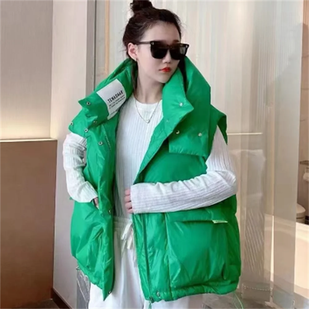 LOOSE women's vest down jacket thickened short hooded bread suit white duck down coat