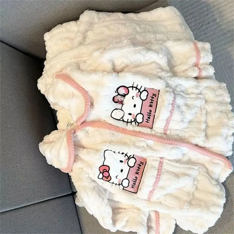 Pijamas HelloKitty dulces y lindos con cuello de muñeca de terciopelo Coral blando a la moda para niñas, conjunto de ropa de hogar para estudiantes cálidos y gruesos de invierno