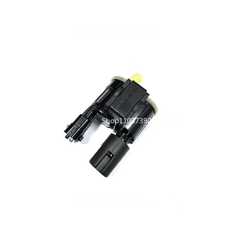 カーボンタンク電磁弁 05281586AA 5281586AA Je-ep ラングラーアルファ係数ロメオ用