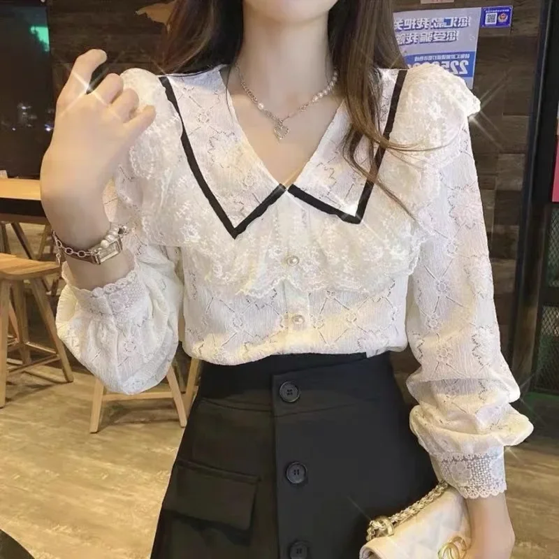 Temperament Shirts Women New Korean Blouses Heavy Lace Ruffles Sweet Blusas De Mujer Chic Hollow Out Elegant Tops