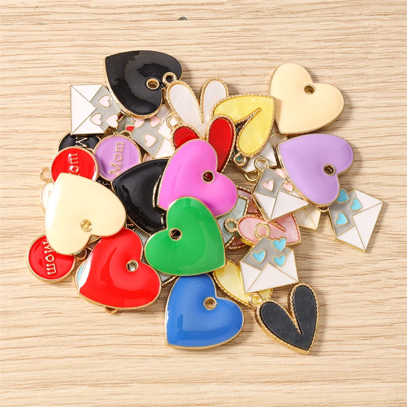 10 Stück niedliche, bunte Emaille-Herzanhänger in verschiedenen Farben zum Basteln von Schmuck, Ohrringen, Halsketten, Armbändern und für DIY-Bastelarbeiten. – Detail 4