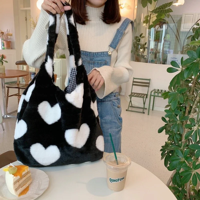 Women's Plush Shoulder Bag Heart-shaped Canvas Tote Fluffy Fur Handbags Large Capacity Soft Shopping Bags Girls Cute Book Bag