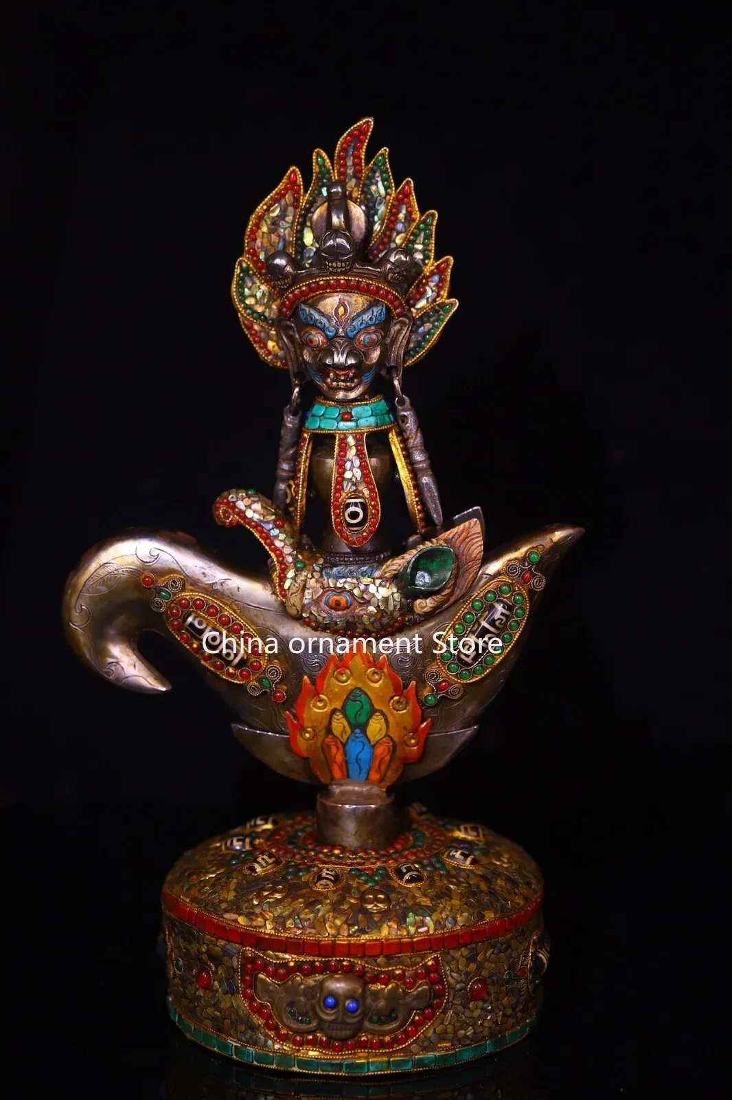Old Tibet Iron Gilt Skull Head  Trident Exorcism Holder Faqi Statue TQA