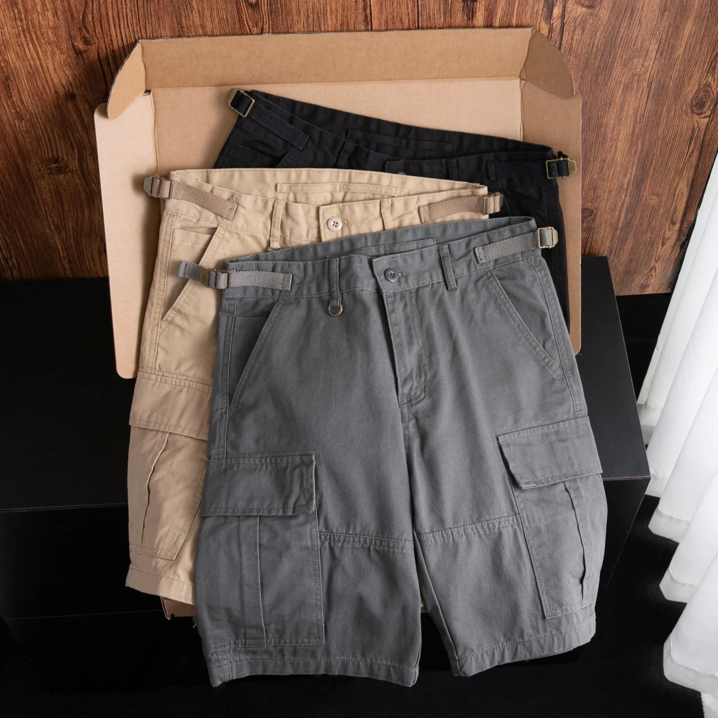 

Summer New Men's Straight Leg Workwear Shorts American Casual Five-Quarter Wide Leg Pants mid Waist Button Closure Casual Tro...