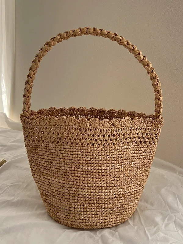 wicker-basket-tote-bag-women's-summer-commute-fashionable-high-aesthetic-value-bucket-bag-soft-handle-hollow-out