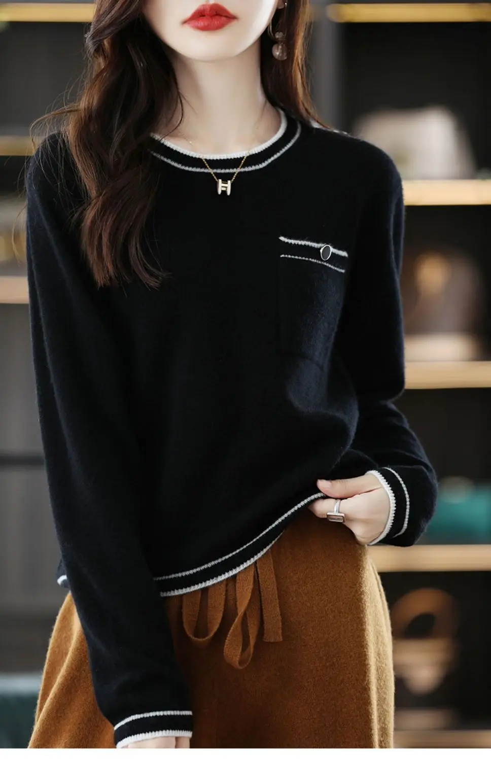 New Spring and Autumn Loose Color-blocked Round Neck Sweater for Women Korean Style Age-reducing Bottoming Shirt Top