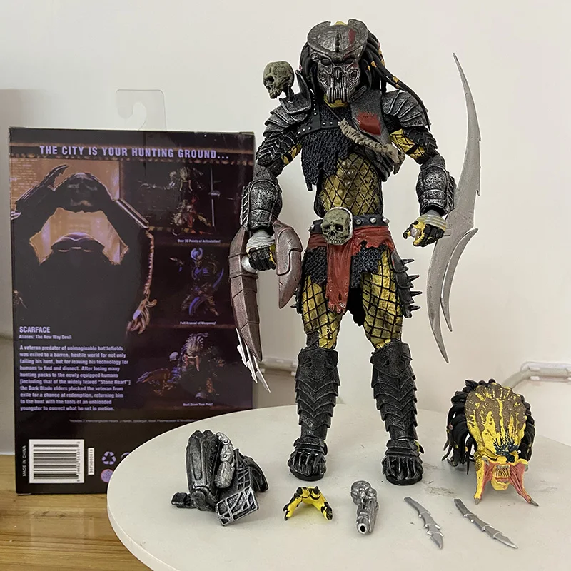 NECA Predator Concrete Jungle Hunter Actionfigur Aliens Clan Leader SCARFACE Elder Predator Sammlerspielzeug Puppengeschenke 20CM