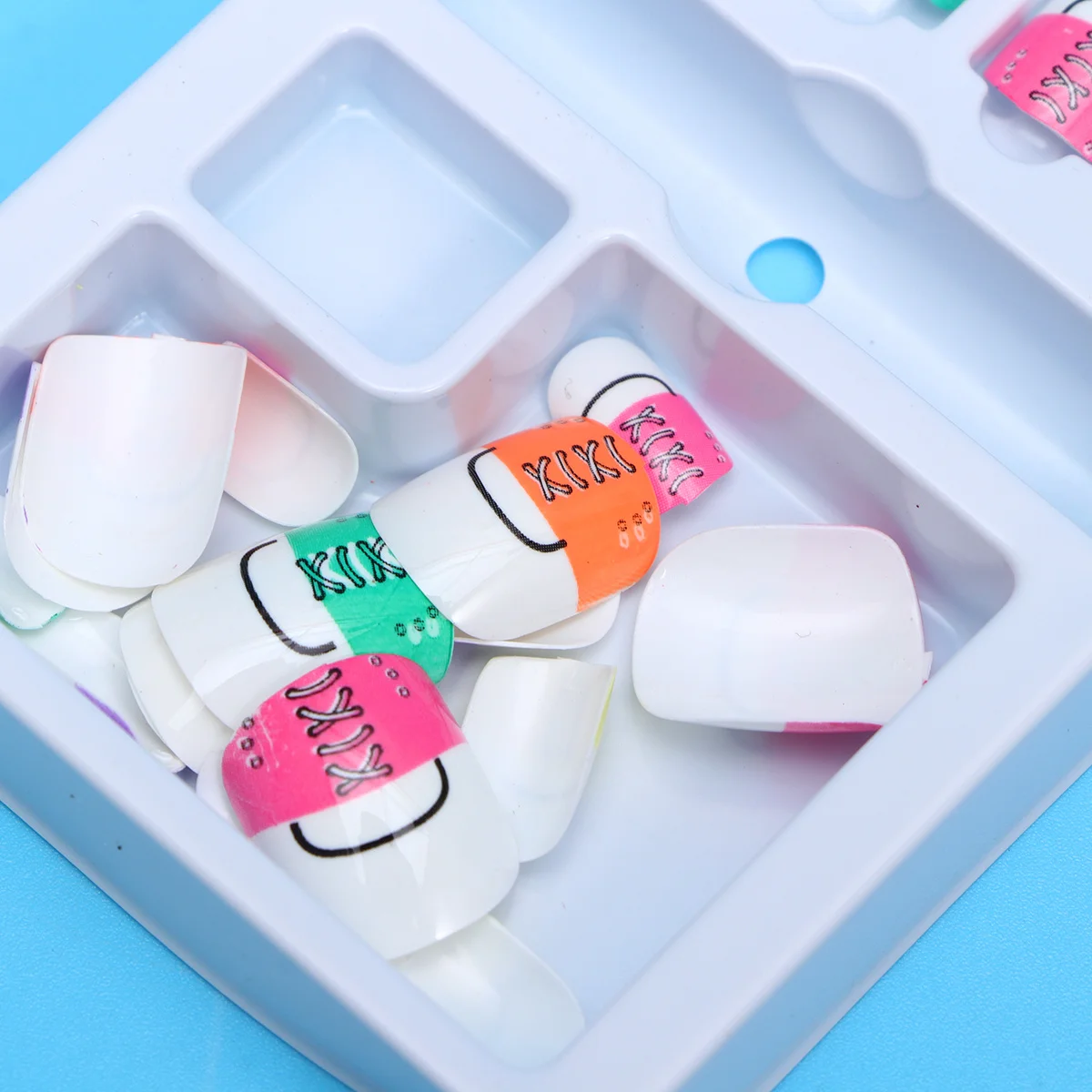 

24Pcs Kid Fake Nails Colorful Plastic Manicure Pieces Salon Home Nail Extension Fun Pieces Nail Colorful Fake Nails