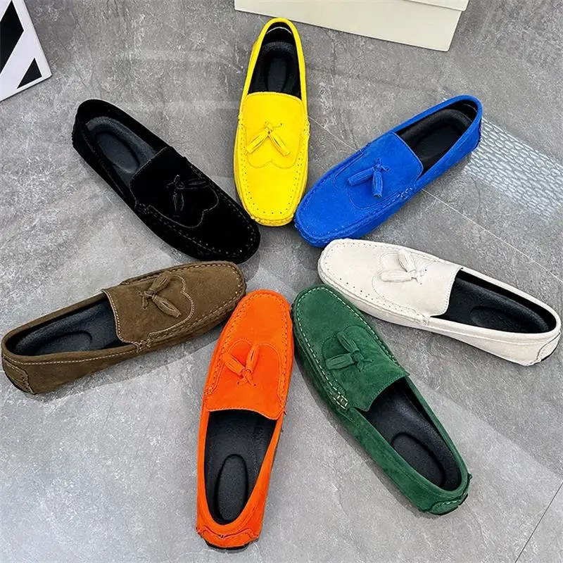 

Tassels Yellow Loafers Shoes for Man Brogue Shoes Slip-on Casual Shoes Men Comfortable Flat Men's Suede Moccasins Big Size 38-48