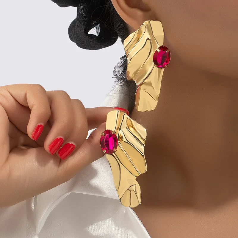 Fashion New Jewelry Girls Earring Metal Iron Sheet Inlaid Gemstones Earwear Geometrically Irregular Alloy Sequin Earrings