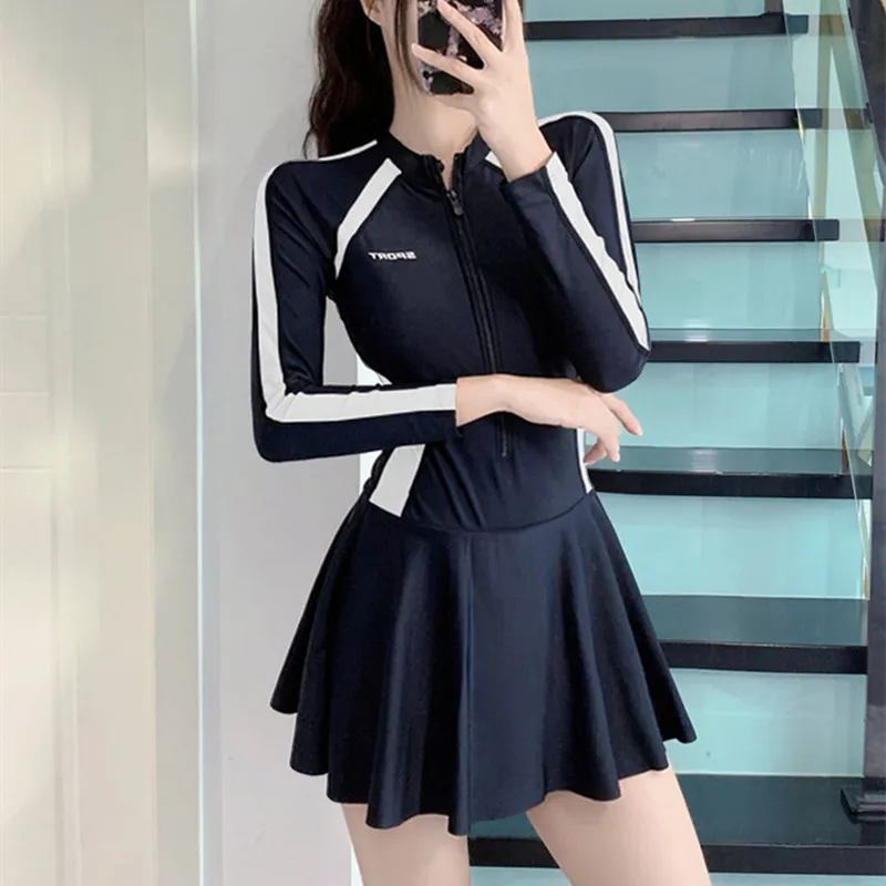 Traje de baño para mujer, conjunto de Bikini 2025, traje de baño fino de una pieza bonito y fresco, vestidos de playa para primavera, traje de protección solar de verano para niñas