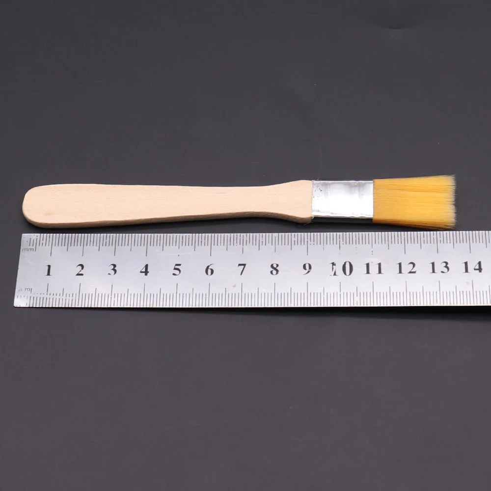 Yellow Nylon Square-Wash Paintbrushes Mini Solid Wood Handle For Clean The Dust And Students Art Painting Oil Brushes