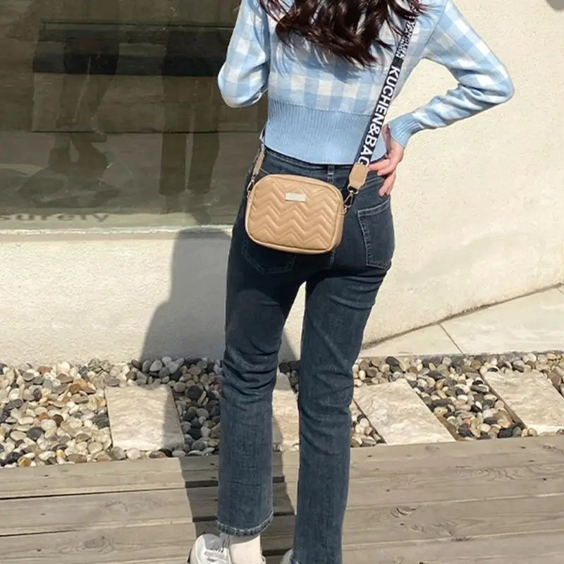 

Fashionable PU Crossbody Bags Single Shoulder Bag with Trendy Patterned Strap 20CA