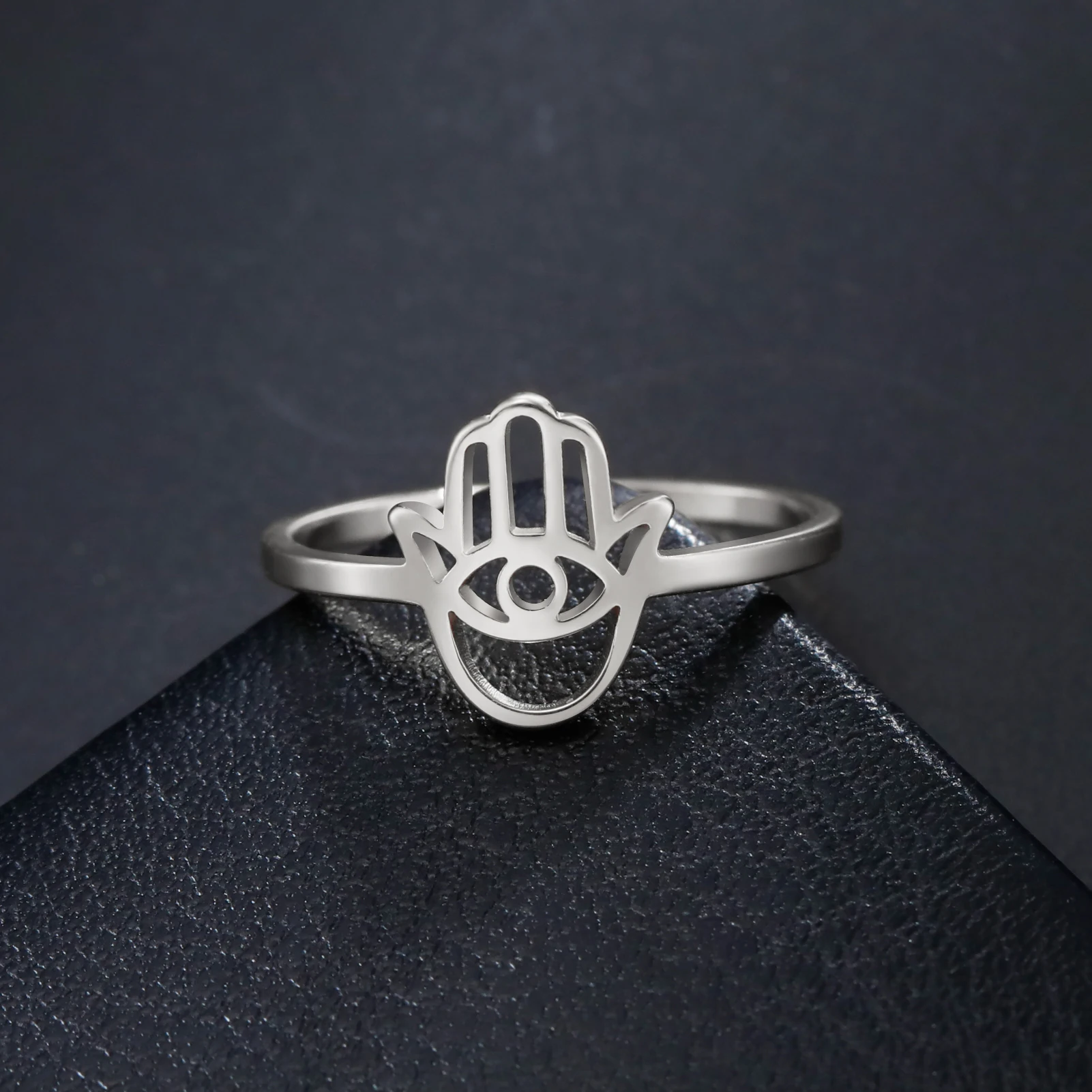 Skyrim Hamsa Hand Evil Eye Ring Stainless Steel Amulet Hand of Fatima Finger Rings Vintage Women Jewelry Birthday Gift Wholesale