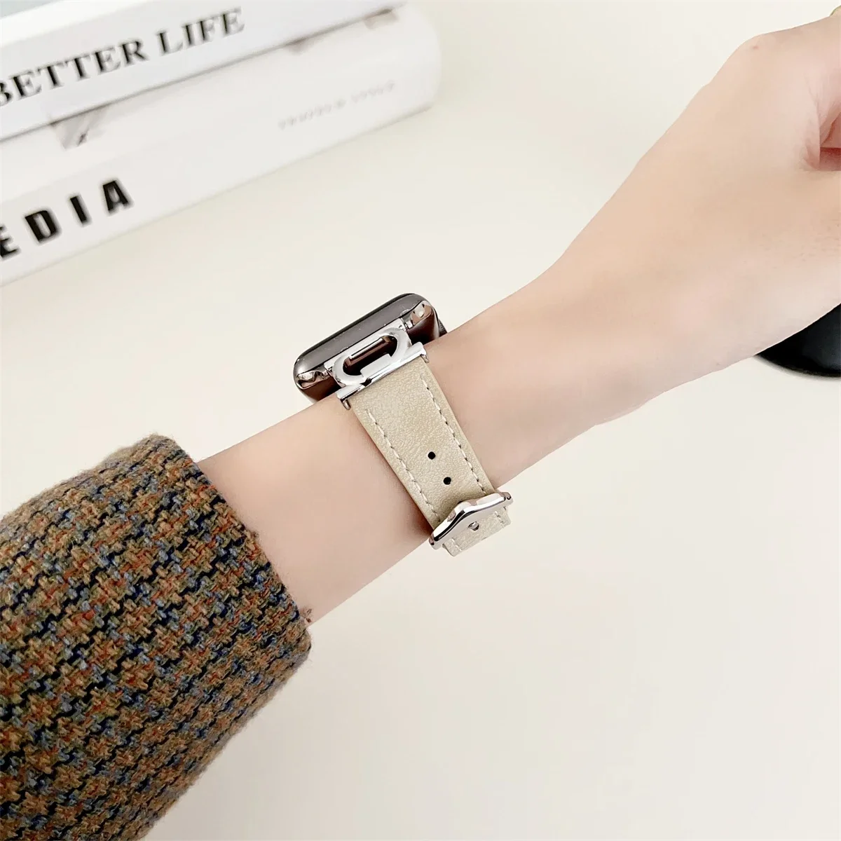 Watch Band For iWatch 42/44/45/46/49mm 38/40/41mm PU leather Fashion Watch Strap for Watch Series Ultra2 Series 10/9/8/7/6/5/4/3/2/1_voghion.com
