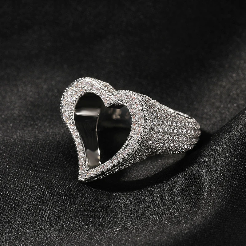 Hip Hop 3A+ CZ Stone Paved Bing Iced Out Heart Rings for Men Women Unisex Rapper Jewelry Rose Gold Silver Color