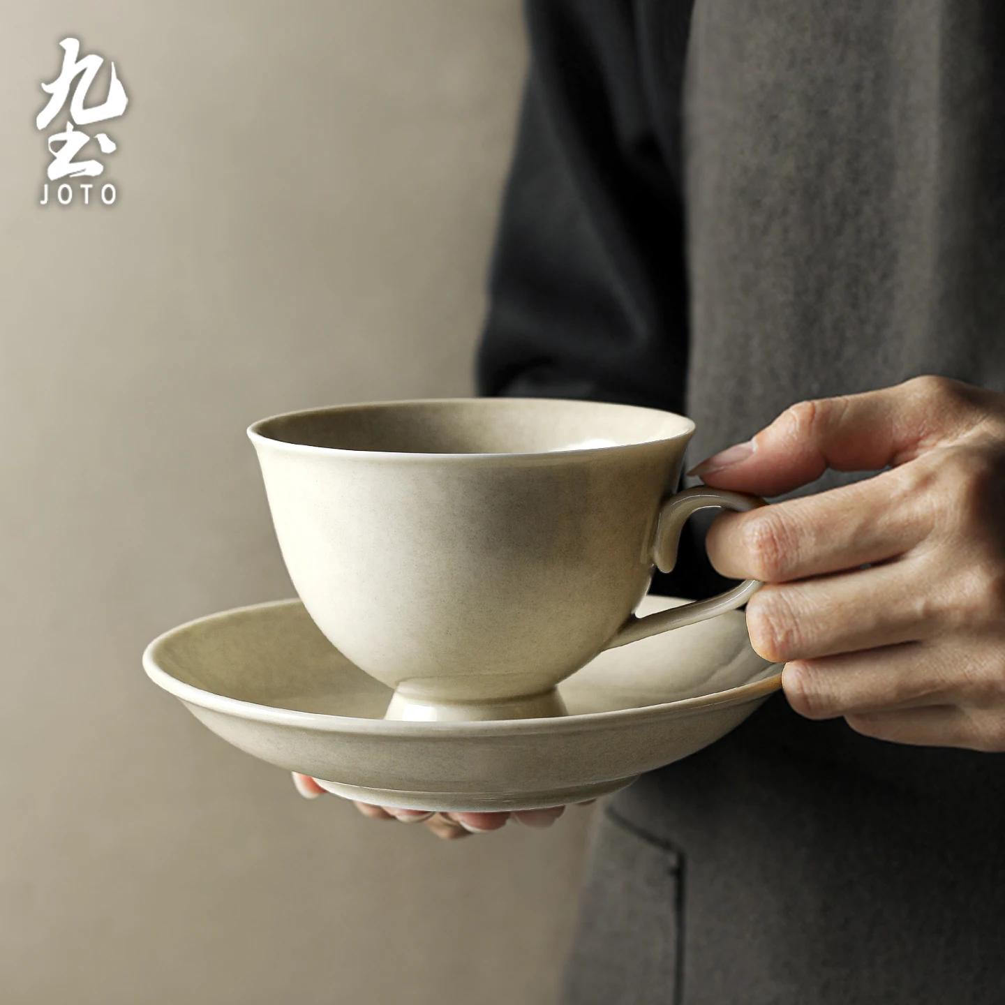 

JOTO Retro Solid-Color Ceramic Coffee Cup with Saucer Set - Oat Milk Cup, Afternoon Tea Ware, Handmade Latte Art Cup CFR0165