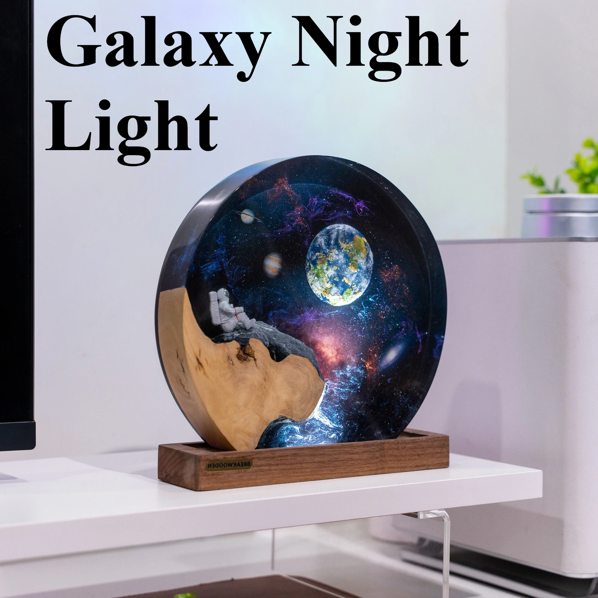 Creative Astronaut Resin Wood Night Light Space Galaxy Epoxy Light Design Galaxy Night Light Home Decoration Gifts