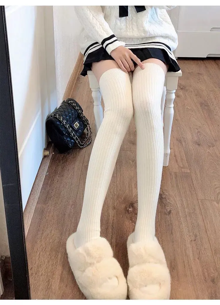 جوارب صوف لوليتا لخريف وشتاء للسيدات - جوارب طويلة سميكة ودافئة بلون سادة | جوارب عصرية باللونين الأبيض والأسود #6