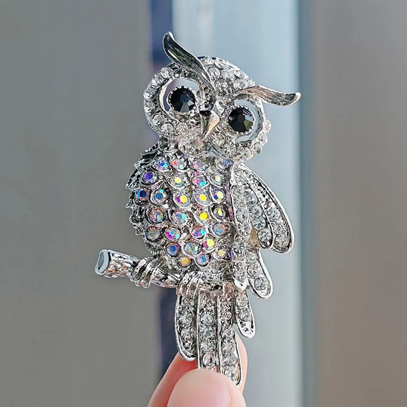 Exquisite Crystal Owl Animal Brooch for Men and Women Clothing Dress Pin Fashion Suit Accessories