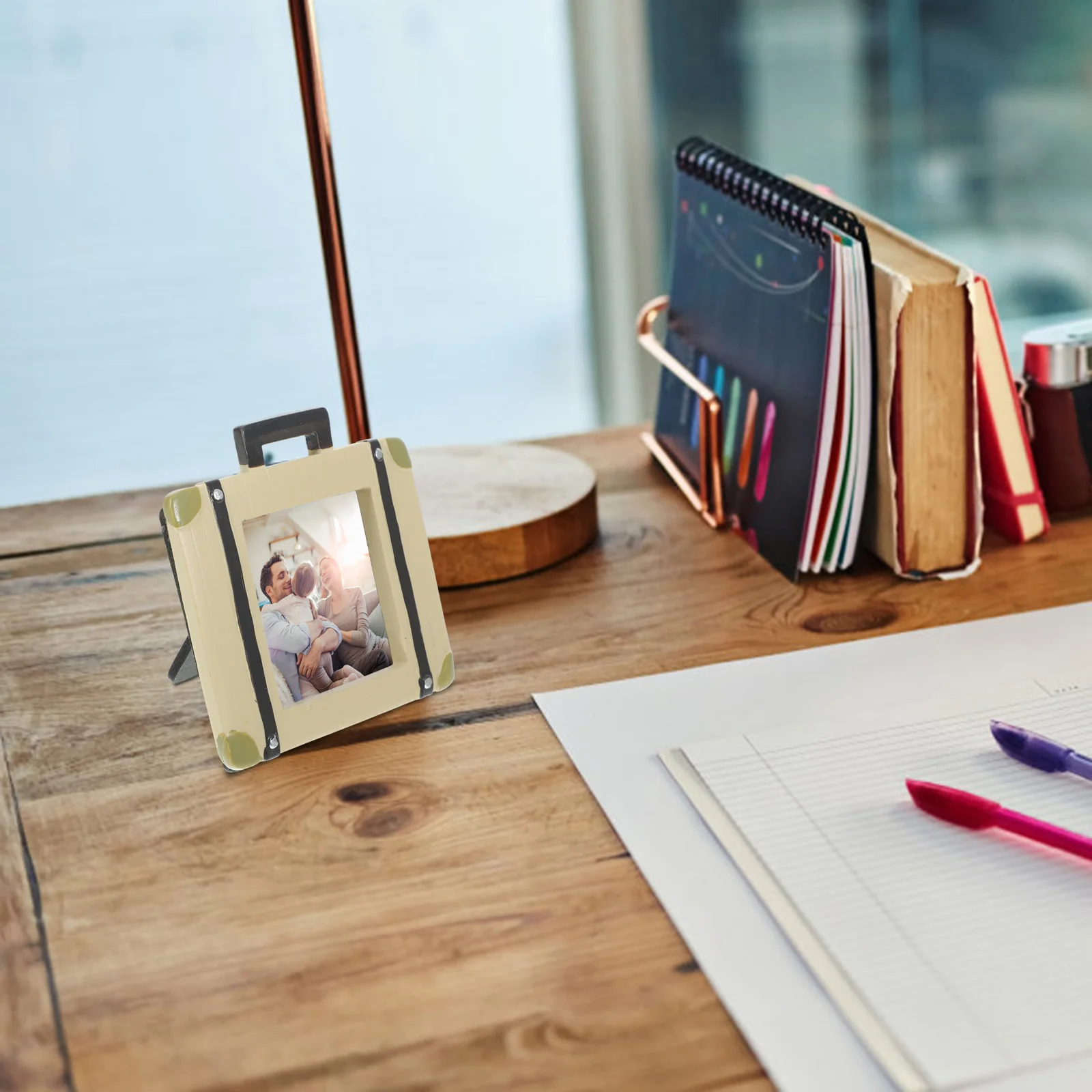 

4Pcs Suitcase Photo Frame Unique Family Photo Holder Desktop Picture Frame Decorative Modern Display Gift Modern Picture Frames