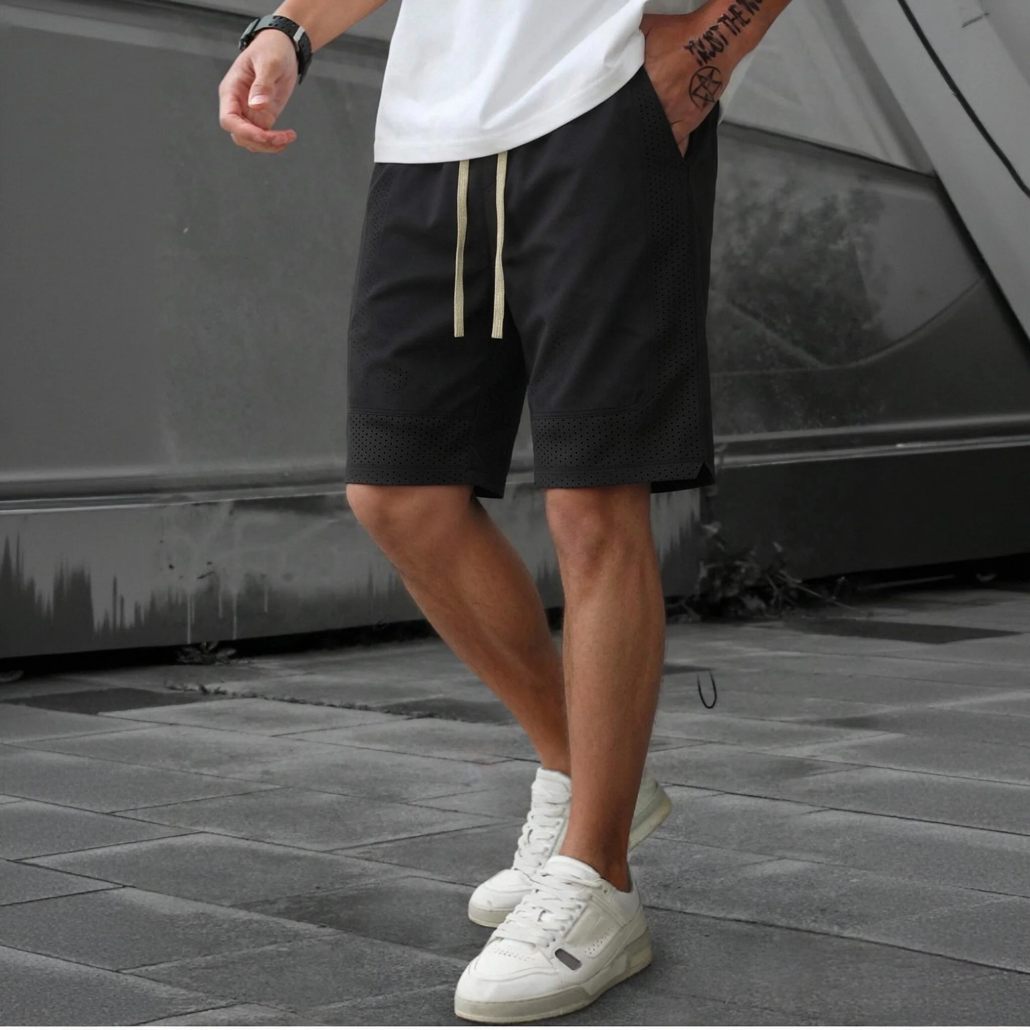 Men Mesh Panel Sports Shorts Elastic Waist Contrast Drawstring Split‑Hem Breathable Loose Summer Male Casual Short Pants