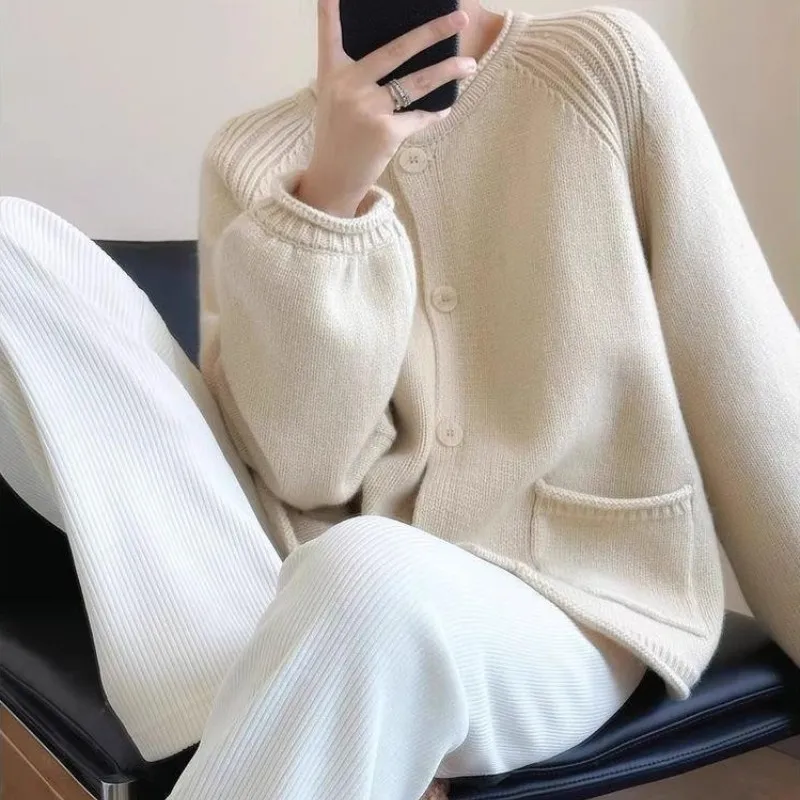 Blue Knitted Cardigan Sweater Coat Women\'s Autumn New Soft Glutinous Knitwear Jackets Chic Double Pocket O-neck Knitted Coat