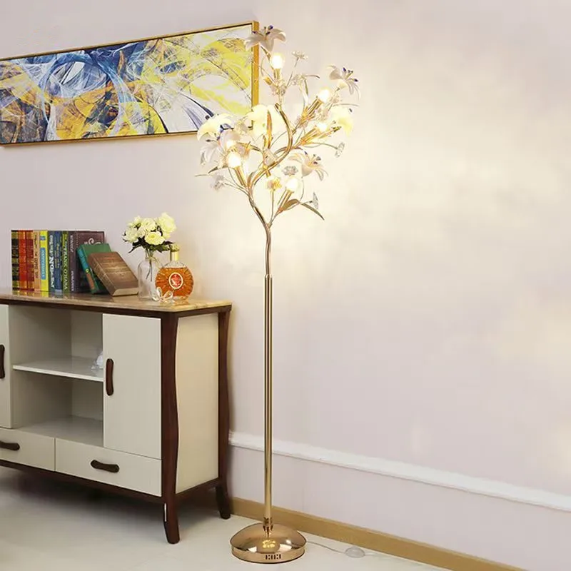 European Creative Ceramic Flower Crystal Floor Lamp For Living Room Bedroom Hotel Villa Lily Flower Standing Light Home Decor