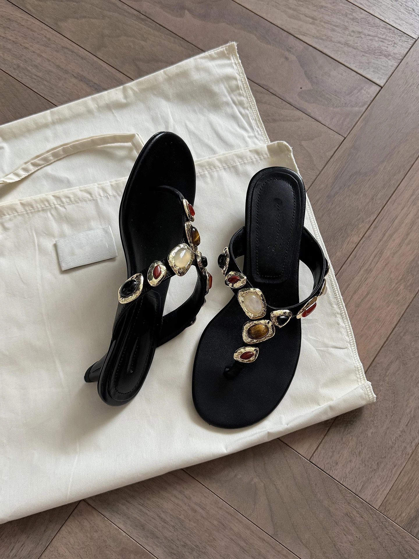 sandalias-planas-con-pedreria-negra-comodas-estilo-retro-casuales-para-mujer-joven-uso-diario-zapatos-de-verano