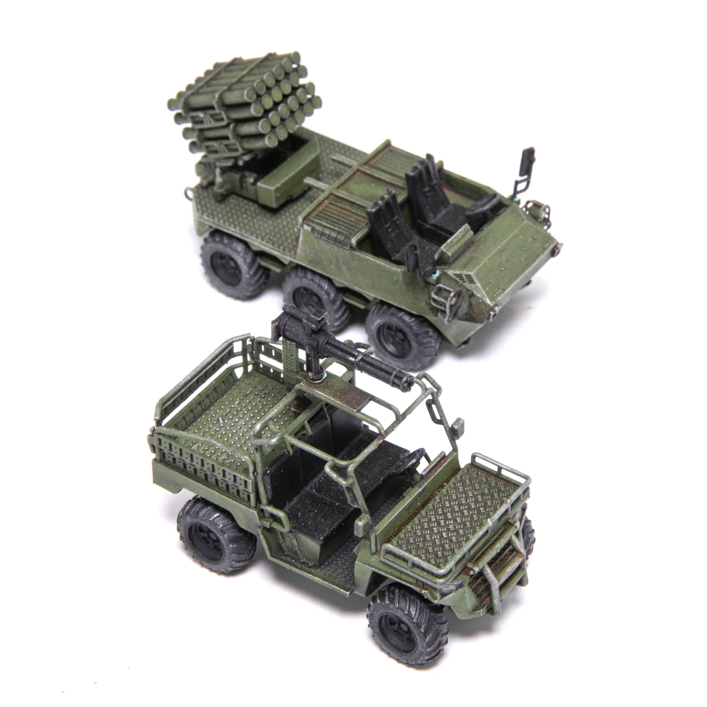 1/72 AM China Bobcat all terrain vehicle assault type+107 rocket launcher launch system static finished product model