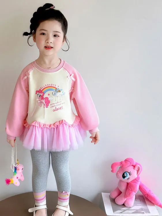 

Комплект для девочек: свитшот с мультяшным принтом и брюки, весенний сетчатый комплект из двух предметов, модный, новинка 2026 года