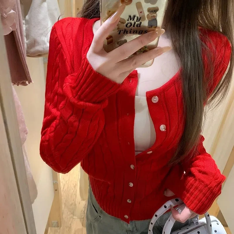 New Red Fried Dough Twists Wool Knitted Cardigan Women Korean Chic Wear Vintage Short Coat Top Fashion