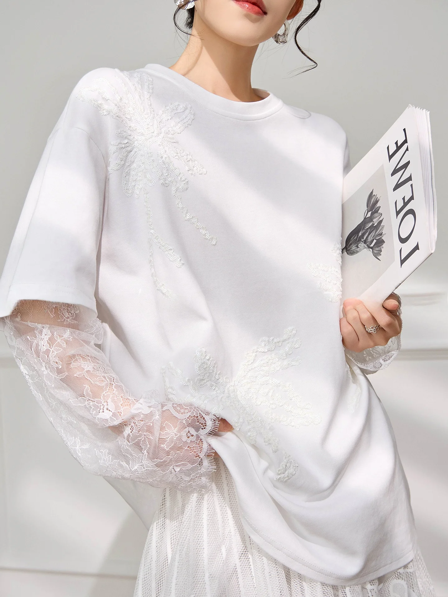 

Lace Splice Design Long Sleeve T-Shirt Casual Loose Women's Base Shirt Spring Fashion Commute Style Versatile Bottoming Top